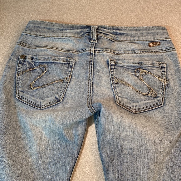 Silver jeans - Women’s Santorini cropped denim. Size 27 - Picture 2 of 14
